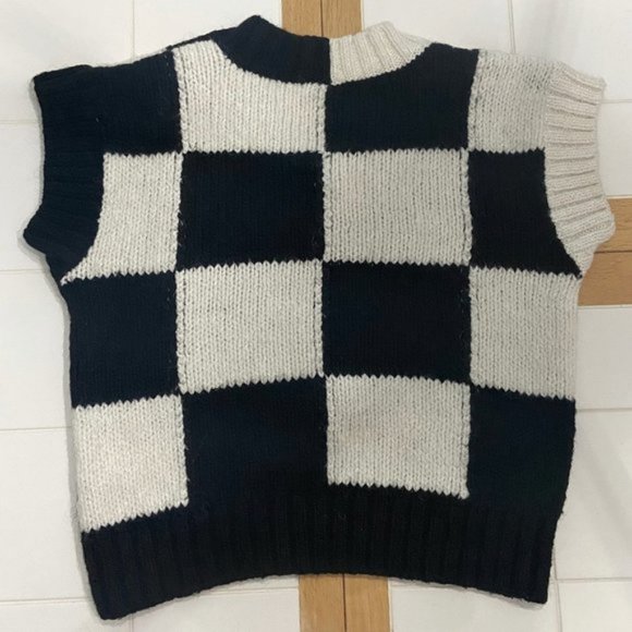 Zara Check Knit Sweater Vest ASO Wednesday Addams - Picture 9 of 15
